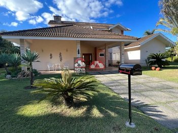 house em Avenida Doutor Antônio Pereira Bueno, Jardim Caçapava - Caçapava - SP