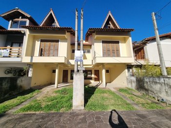 house em Pau-Brasil, Hípica - Porto Alegre - RS