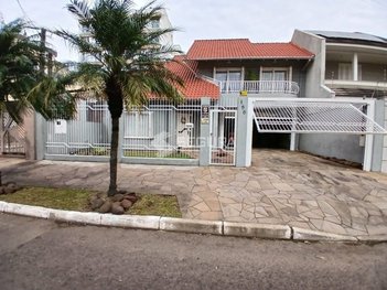 house em Rua Víctor Rycembel, Centro - Canoas - RS