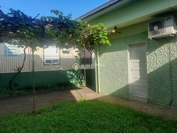house em Avenida Antunes Ribas, Jardim Itu - Porto Alegre - RS