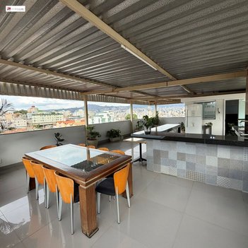 apartment em Rua Célia de Sousa, Sagrada Família - Belo Horizonte - MG
