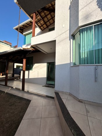 house em Alameda das Araras, Cabral - Contagem - MG