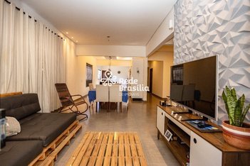 house em SHA Conjunto 5 Chácara 47, Setor Habitacional Arniqueira (Águas Claras) - Brasília - DF