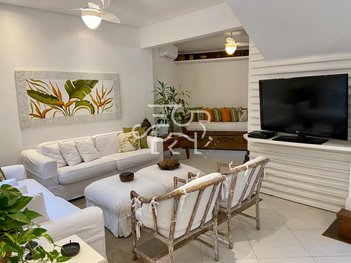 house em Avenida Mãe Bernarda, Juquehy - São Sebastião - SP