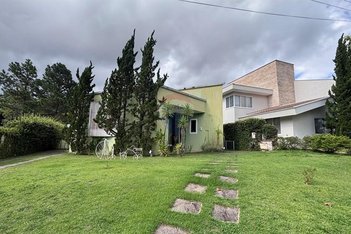 house em Rua das Araucárias, Alphaville - Lagoa dos Ingleses - Nova Lima - MG