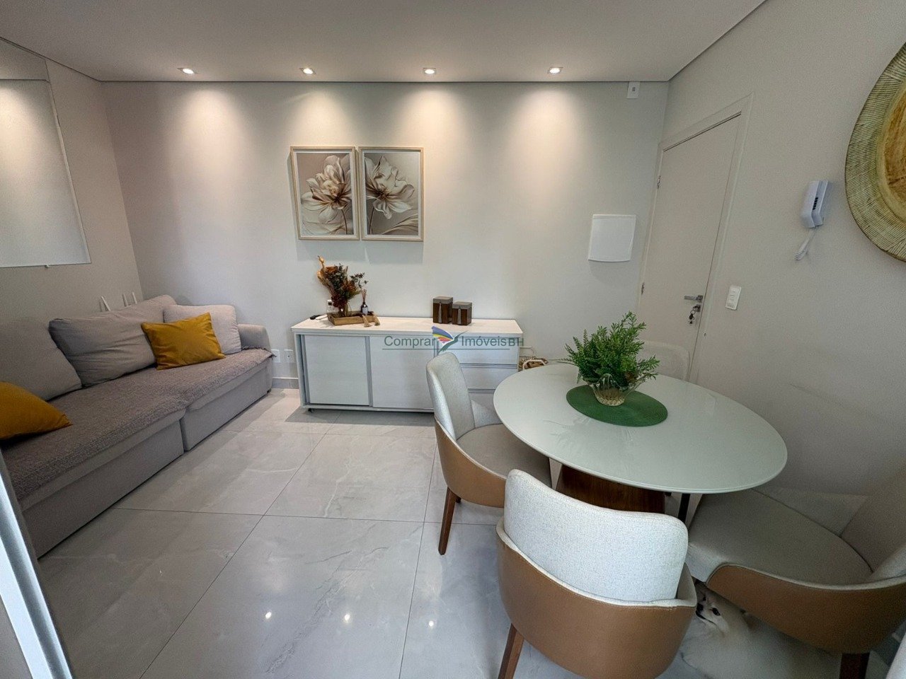 Apartamento com 2 quartos — Itapoã, Belo Horizonte