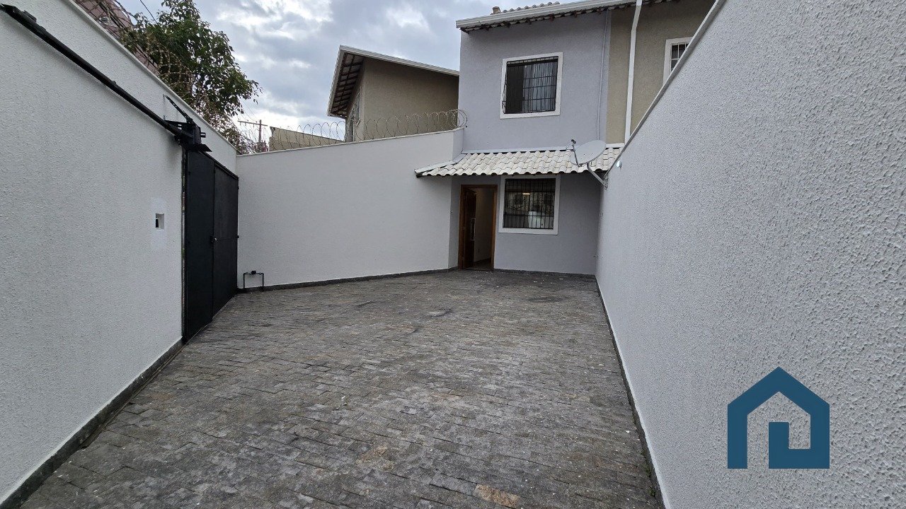 Casa com 2 quartos — Santa Branca, Belo Horizonte