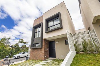 house em Rua Amália Túlio Costa, Santa Felicidade - Curitiba - PR
