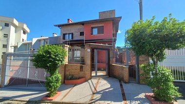 house em Rua Giácomo Gasparin, Vinhedos - Caxias do Sul - RS
