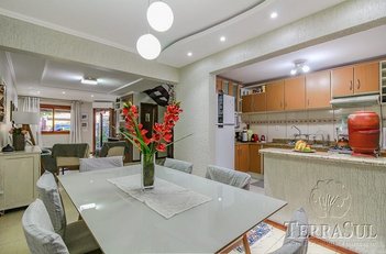 house em Luís Felipe Monmany, Espírito Santo - Porto Alegre - RS