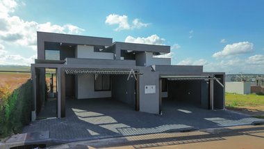 house em Rua Regina Maria Tonni Mugnol, Brazmadeira - Cascavel - PR