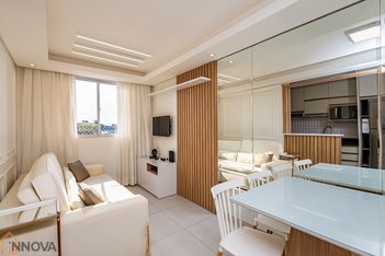 apartment em Rua Lothario Boutin, Pinheirinho - Curitiba - PR