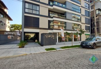 business em Rua dos Polvos, Jurerê - Florianópolis - SC