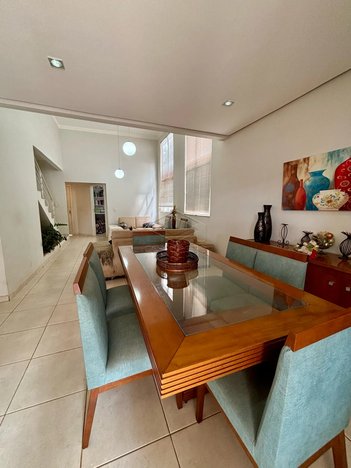 house em Avenida José Vicente Aiello, Residencial Tivoli - Bauru - SP