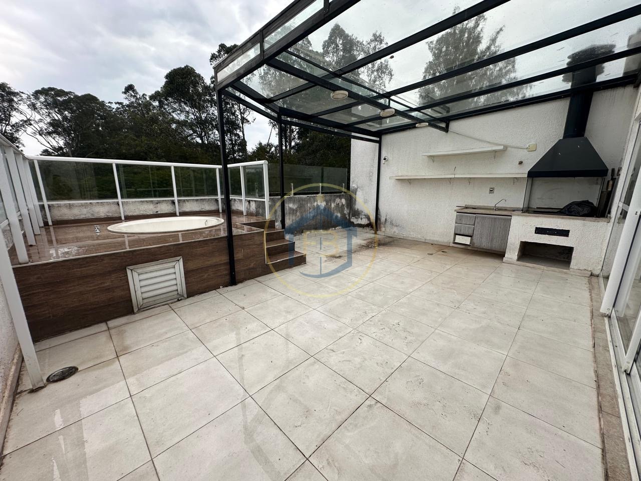 WhatsApp Image 2025-10-24 at 14.40