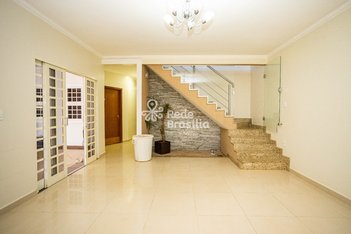 house em QNF 12, Taguatinga Centro (Taguatinga) - Brasília - DF