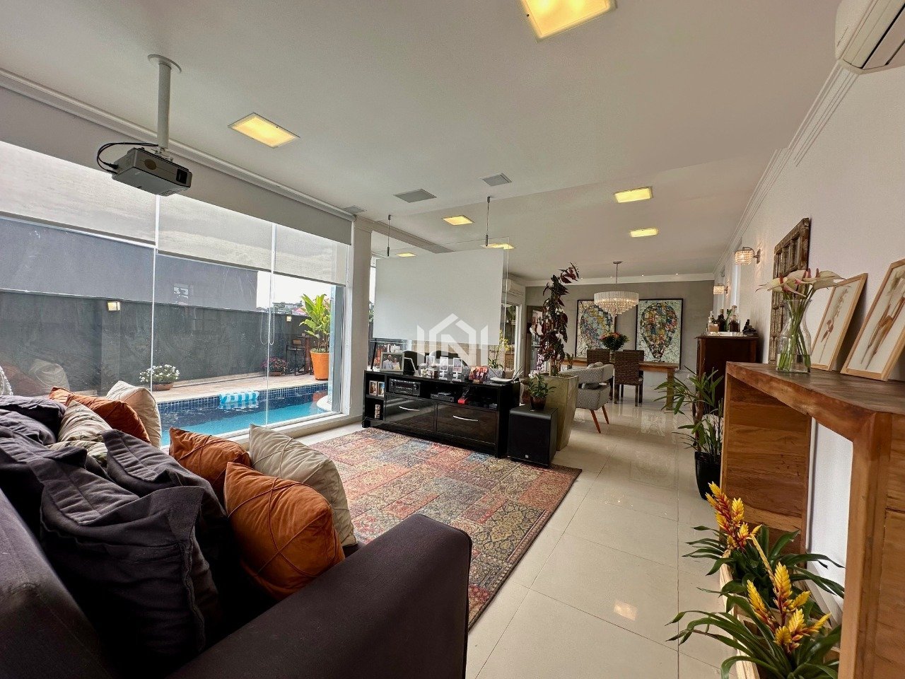 casa a venda no condominio golf village - salas