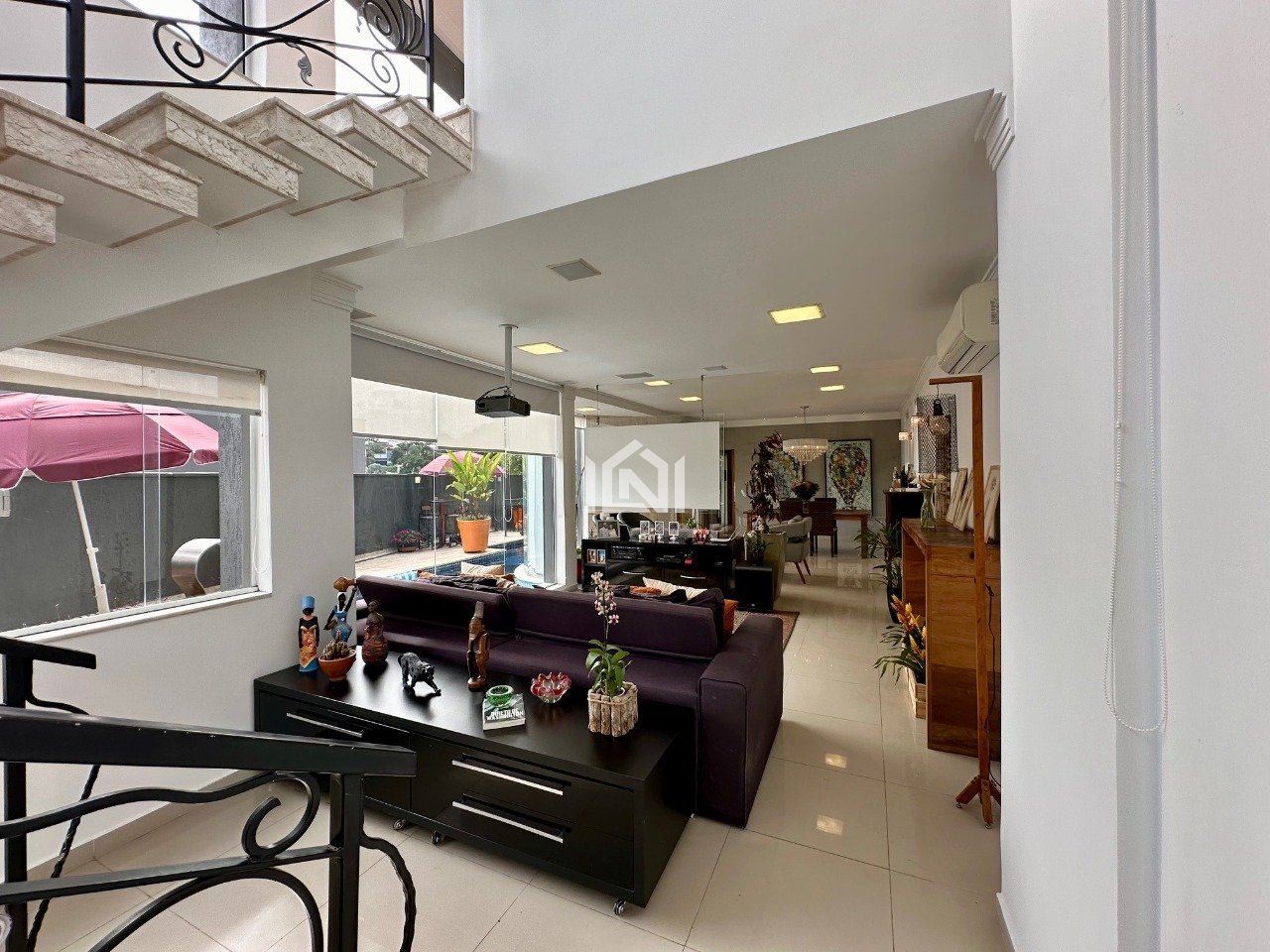 casa a venda no condominio golf village - salas