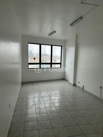 office em Avenida Assis Brasil, Passo da Areia - Porto Alegre - RS