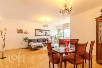 apartment em Rua Vinte e Quatro de Outubro, Moinhos de Vento - Porto Alegre - RS