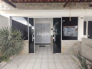 house em Rua Altamiro O'Reilly, Vila Julieta - Resende - RJ
