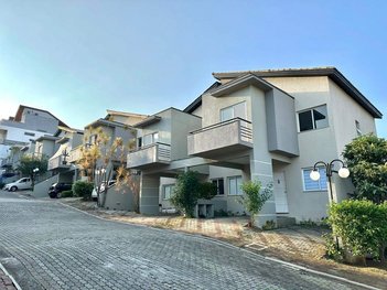 house em Avenida Frederico Straube, Vila Oliveira - Mogi das Cruzes - SP