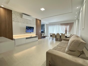 apartment em Rua 318, Meia Praia - Itapema - SC