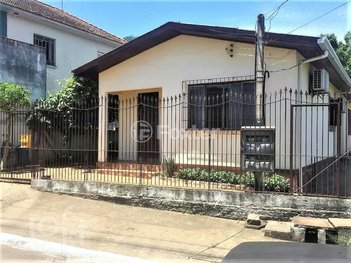 house em Rua Senador Salgado Filho, Centro - Esteio - RS