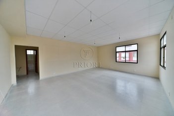 office em Rua Umbú, Passo da Areia - Porto Alegre - RS
