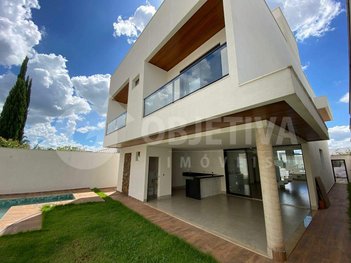 house em Avenida Argemiro Evangelista Ferreira, Shopping Park - Uberlândia - MG