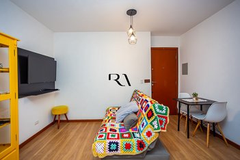apartment em Rua Schiller, Cristo Rei - Curitiba - PR