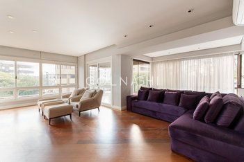 apartment em Rua Pedro Weingartner, Rio Branco - Porto Alegre - RS