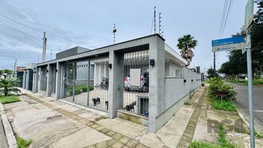 house em das Cerejeiras, Parque da Matriz - Gravataí - RS