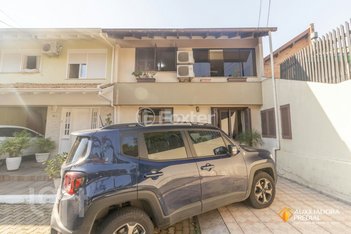 house em Avenida Juca Batista, Cavalhada - Porto Alegre - RS