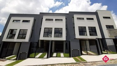 house em Rua Justino Pedro Bulla, Vinhedos - Caxias do Sul - RS