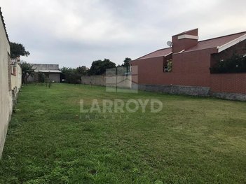 land_lot em Rua Engenheiro Aníbal Torres Costa, Oficinas - Tubarão - SC