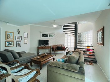 house em Avenida Governador Celso Ramos, Centro - Porto Belo - SC