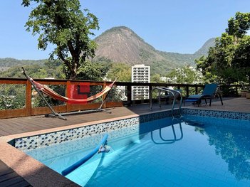 house em Rua Santa Lúcia, Laranjeiras - Rio de Janeiro - RJ