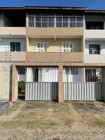 house em Rua Padre Domingos R. Vasconcelos, Icaraí - Caucaia - CE