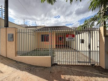 house em Rua Marçal Candido Siqueira, Jardim Monte Rei - Maringá - PR