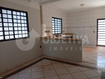 house em Avenida Cesário Alvim, Alto Umuarama - Uberlândia - MG
