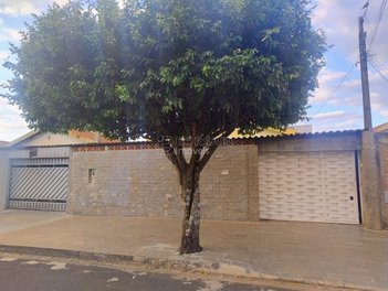 house em Avenida José Benevenuto Fortes, Jardim Roberto Selmi Dei - Araraquara - SP