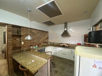 house em Rua Checri José Azze, Jardim Ribeiro - Varginha - MG