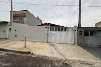 commercial_building em Rua Eucalipto, Parque dos Pinheiros - Hortolândia - SP