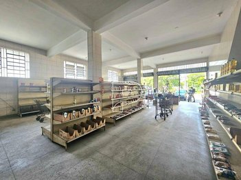 commercial_property em Avenida José Joaquim Seabra, Jardim Iva - São Paulo - SP