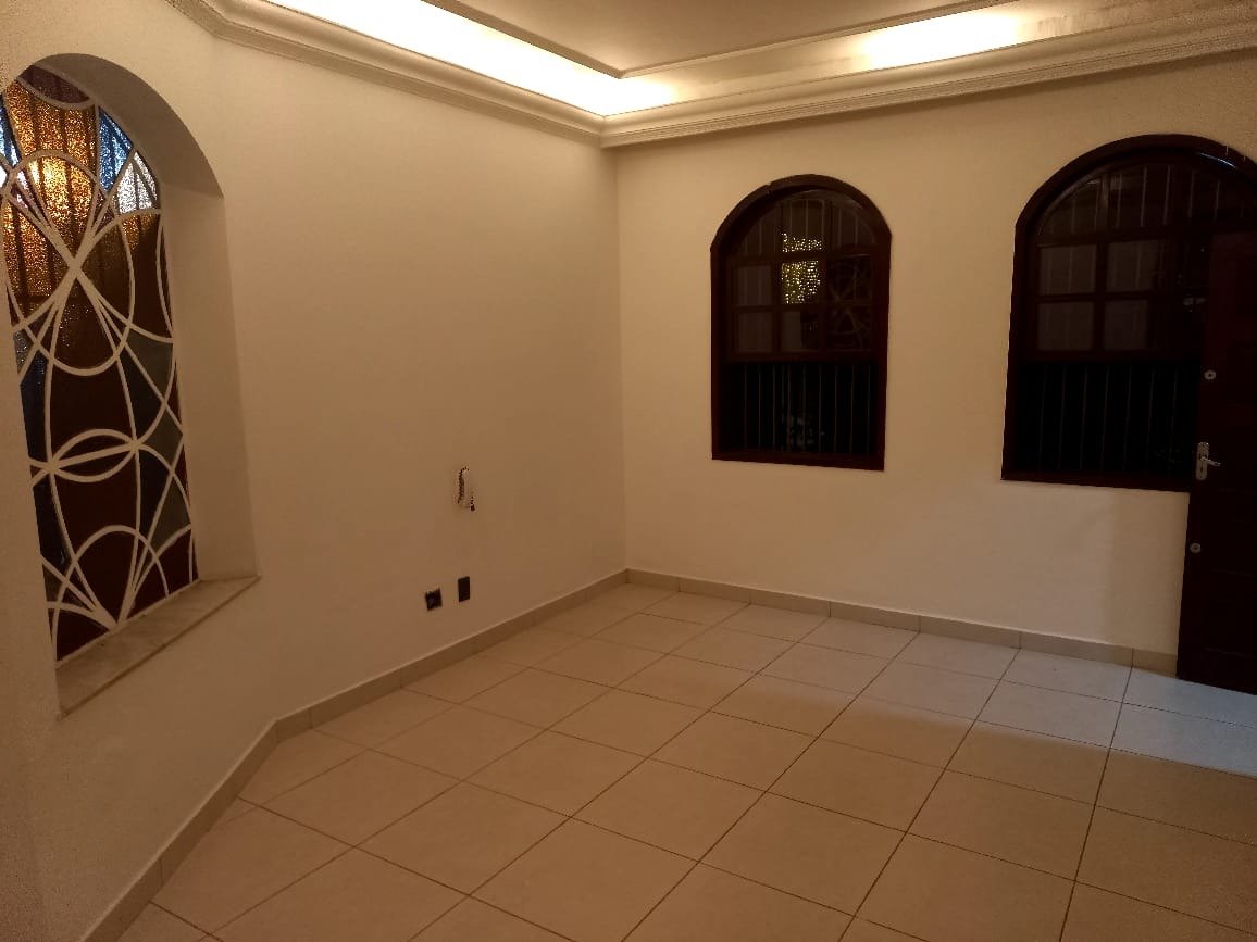 Casa com 5 quartos — Ouro Preto, Belo Horizonte