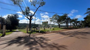 agricultural em Estrada Major Achilles Pimpão Ferreira, Jardim Vale Verde - Londrina - PR