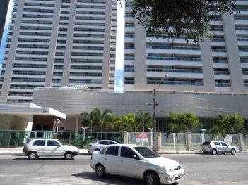 apartment em Rua Bento Albuquerque, Cocó - Fortaleza - CE