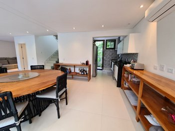 house em Travessa Loanda, Barra do Sahy - São Sebastião - SP