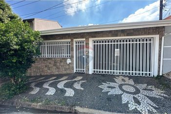 house em Rua Antônio Canassa, Jardim Dom Bosco - Araras - SP